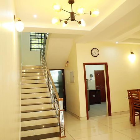 Clover Home Tiruvalla Luaran gambar