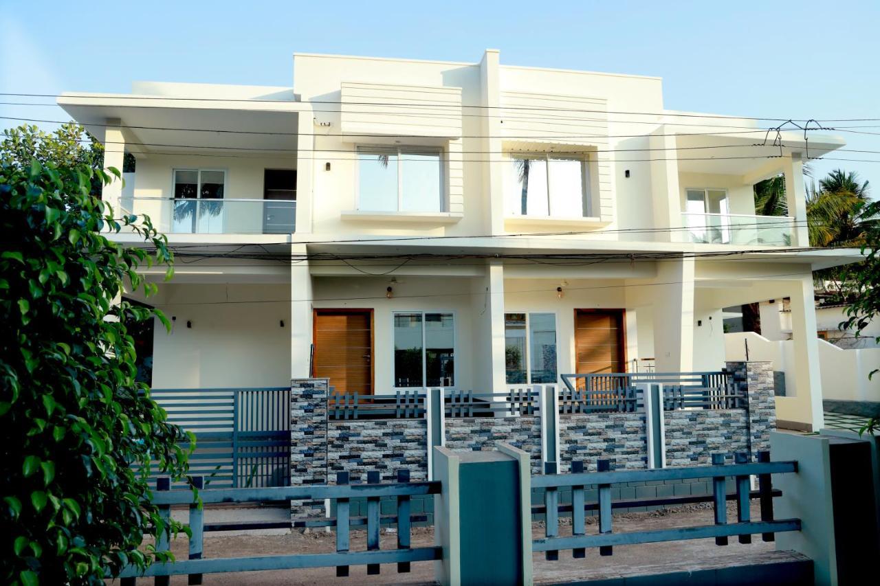 Clover Home Tiruvalla Luaran gambar